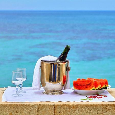Be Mediterraneo, In Centro Sul Mare - In The Center Beach Front - 80 Mq Trapani Exteriör bild