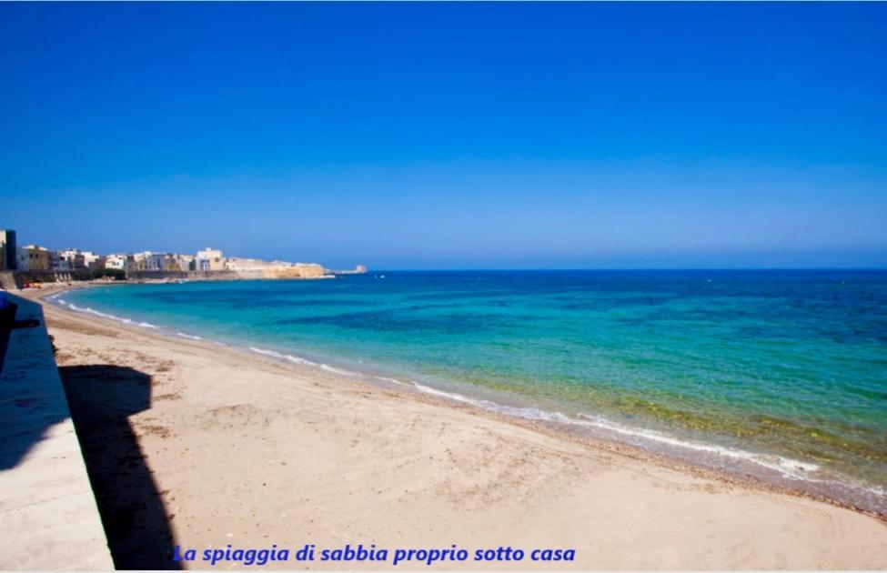 Be Mediterraneo, In Centro Sul Mare - In The Center Beach Front - 80 Mq Trapani Exteriör bild