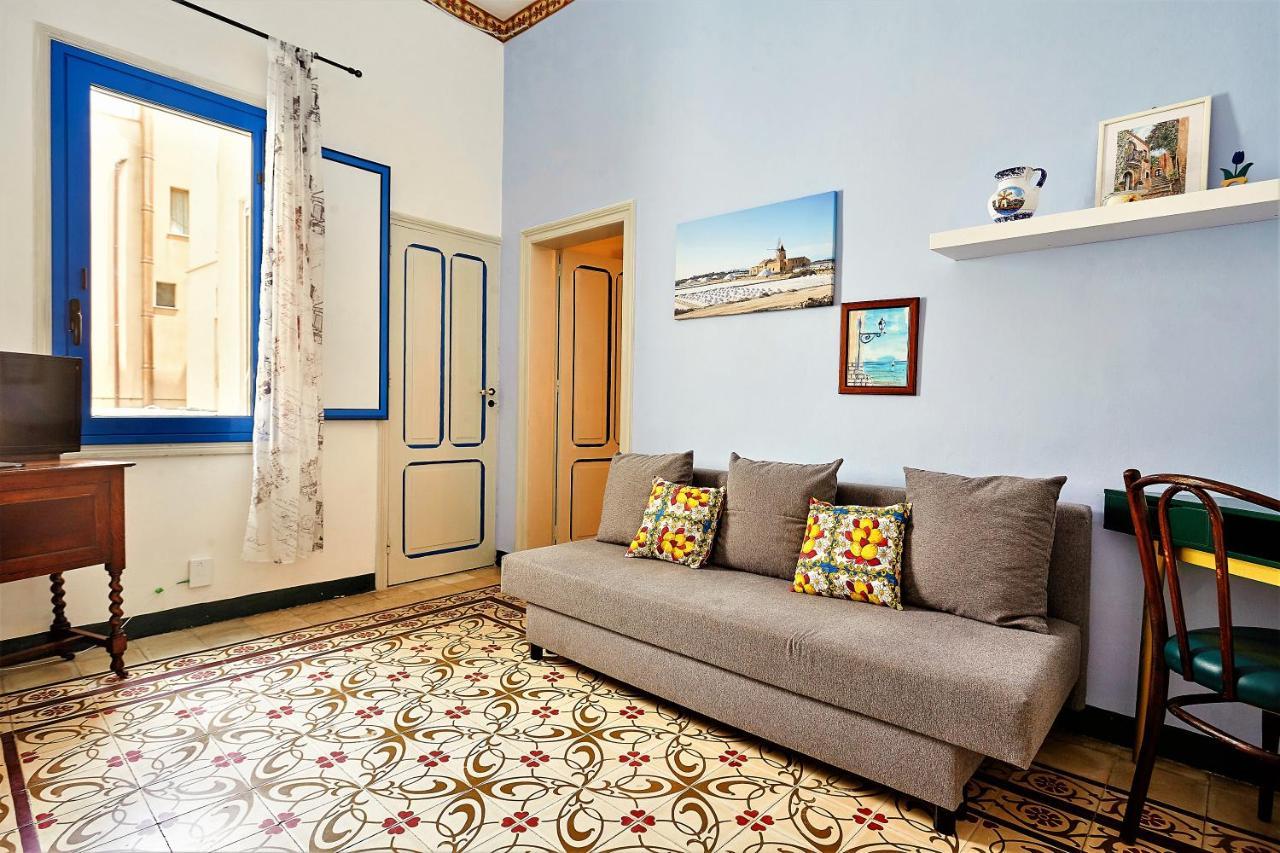 Be Mediterraneo, In Centro Sul Mare - In The Center Beach Front - 80 Mq Trapani Exteriör bild